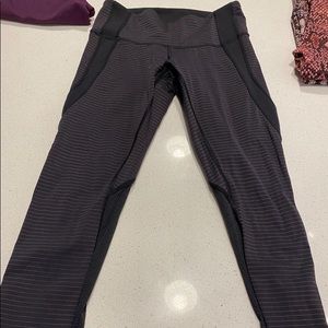 Lululemon leggings size 6